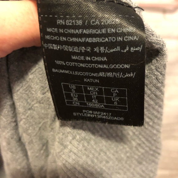 Guess size sm grey cotton sweater - Picture 6 of 6